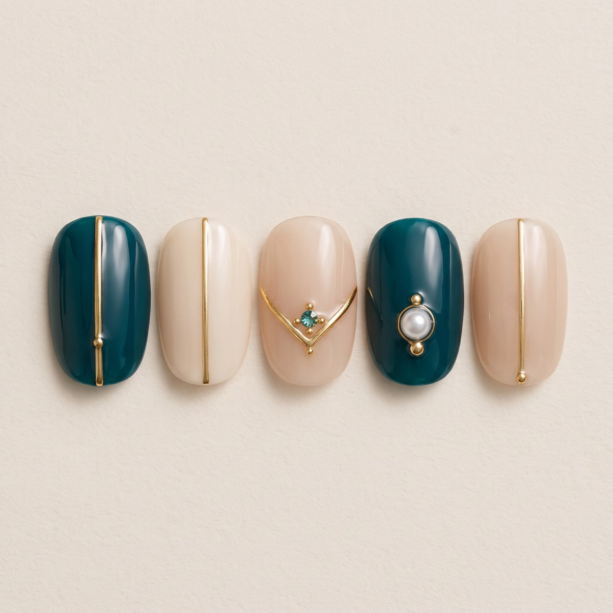 Teal & Gold 05 press-on nails